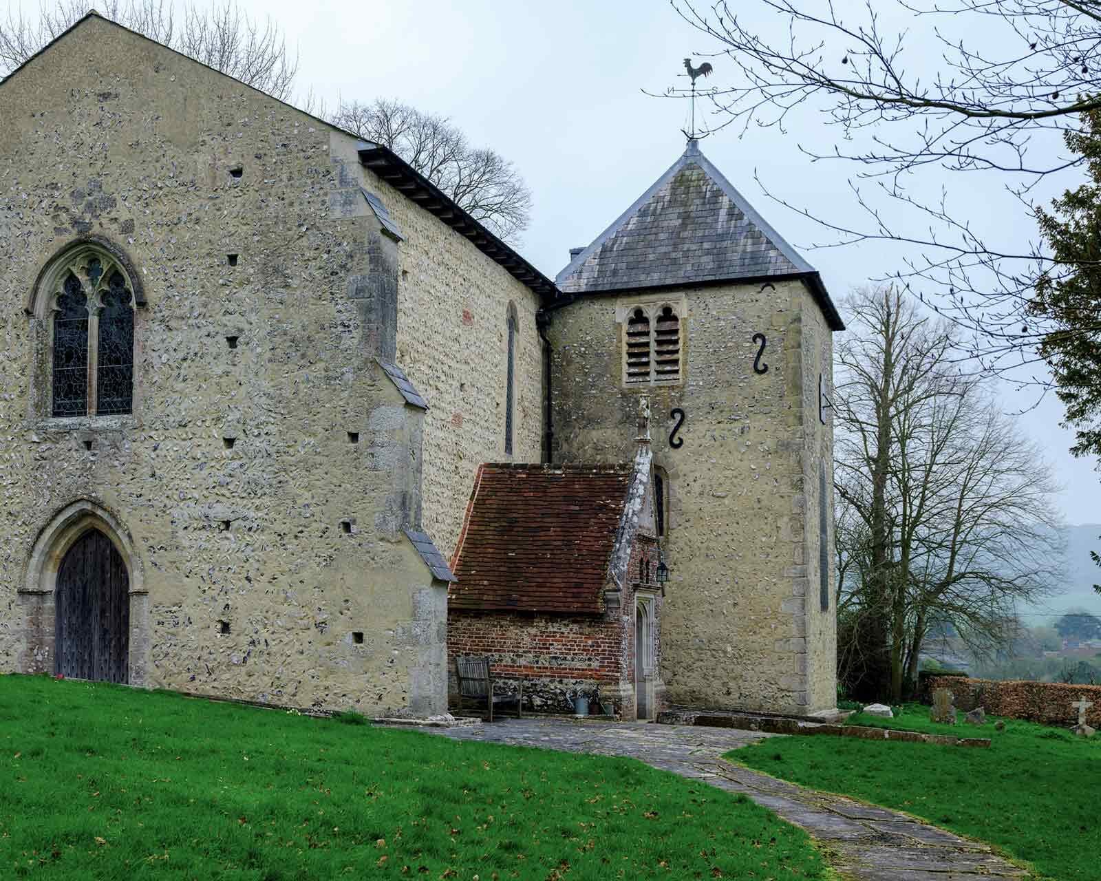 <strong>About Findon</strong>