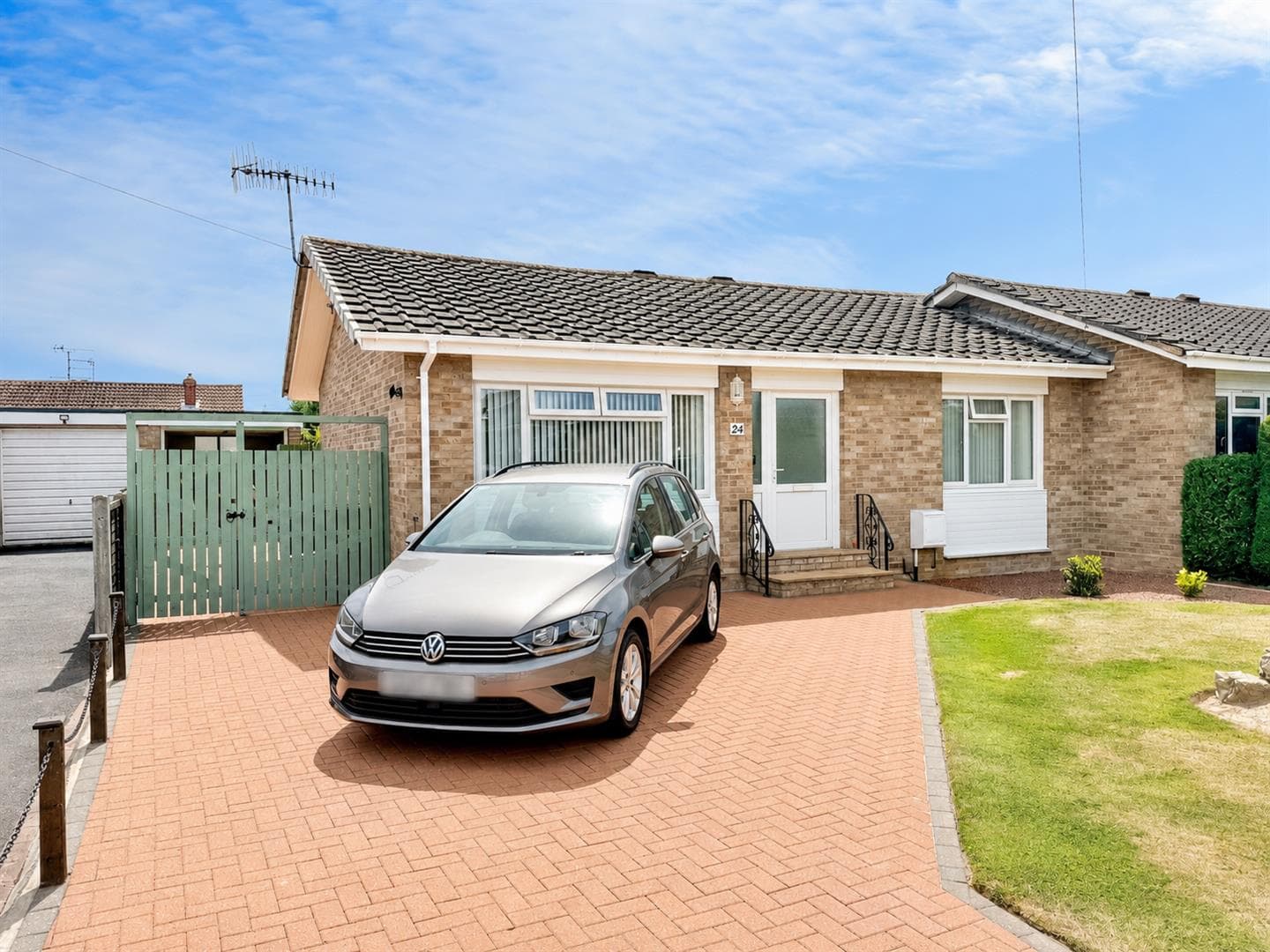 Rockingham Close, Worthing, BN13 2NU