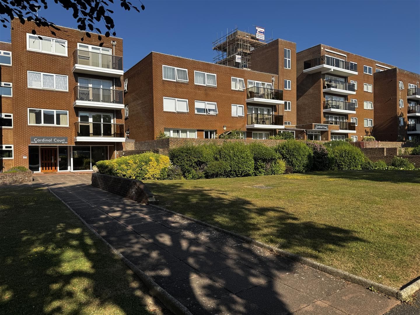 One-Bedroom Apartment with Sea Views from the Balcony & Underground Parking